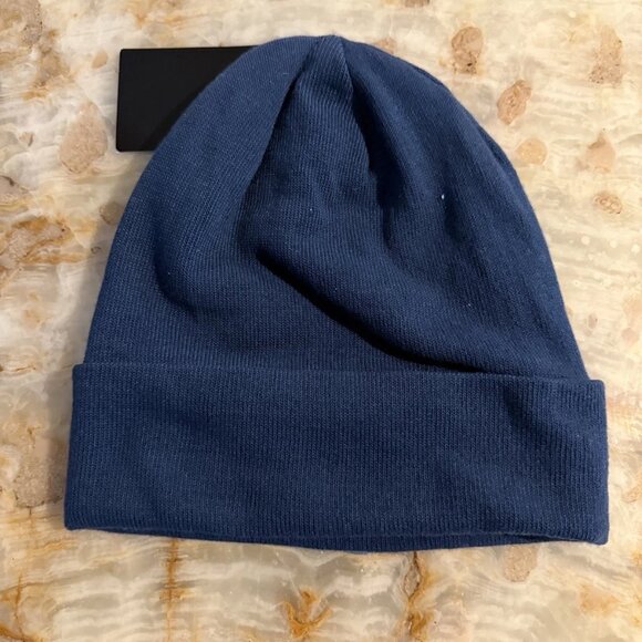 Arc’teryx Bird Patch Toque Beanie Forcefield Blue NWT Wool Blend Knit Hat - Picture 2 of 3
